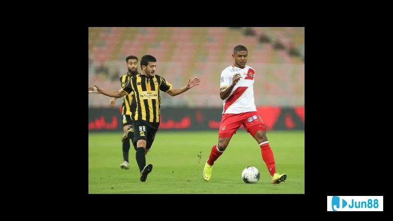 Hành động trong trận Al Wahda vs Al Ittihad Hành động trong trận Al Wahda vs Al Ittihad