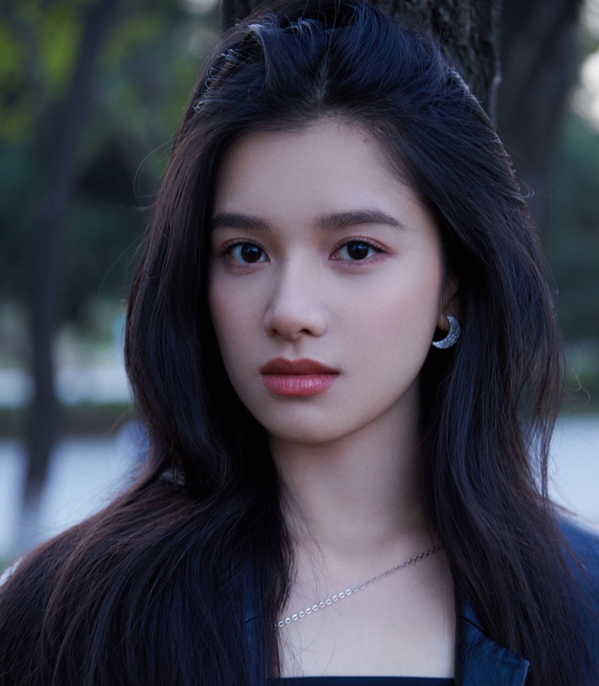 Trương Tịnh Nghi - Nữ Diễn Viên Trẻ Được Châu Tấn Dẫn Dắt 3 truong tinh nghi 2